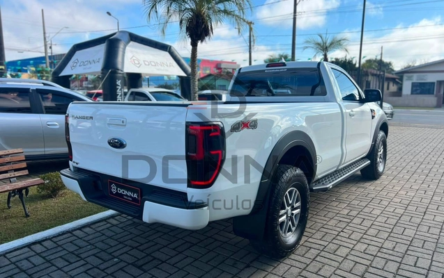 imagem-https://www.socarrao.com.br/sc-vehicle-images-prod/2698681/1784233025724-3c054614bc504011bb573c20d68071c4_1784232853965.jpg