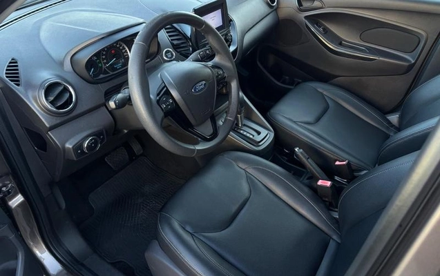 imagem-https://www.socarrao.com.br/sc-vehicle-images-prod/2698752/1784233817809-8242810_5_B_9ed19ef699.jpeg