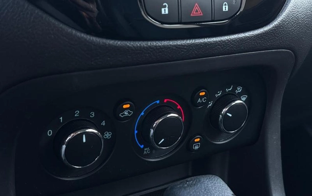 imagem-https://www.socarrao.com.br/sc-vehicle-images-prod/2698752/1784233817813-8242810_9_B_6b4a59dc59.jpeg