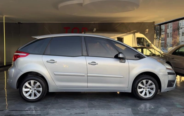 imagem-https://www.socarrao.com.br/sc-vehicle-images-prod/2699526/1785855169363-8274062_0_B_7b7fd5701b.jpeg