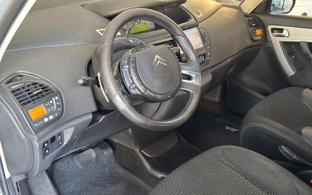imagem-https://www.socarrao.com.br/sc-vehicle-images-prod/2699526/1785855169364-8274062_7_B_74d1adc341.jpeg