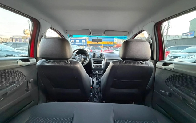 imagem-https://www.socarrao.com.br/sc-vehicle-images-prod/2699892/1784236854725-V2hhdHNBcHAgSW1hZ2UgMjAyNi0wNy0xNiBhdCAxNy4zMy4xMCAoMykuanBlZw.jpeg