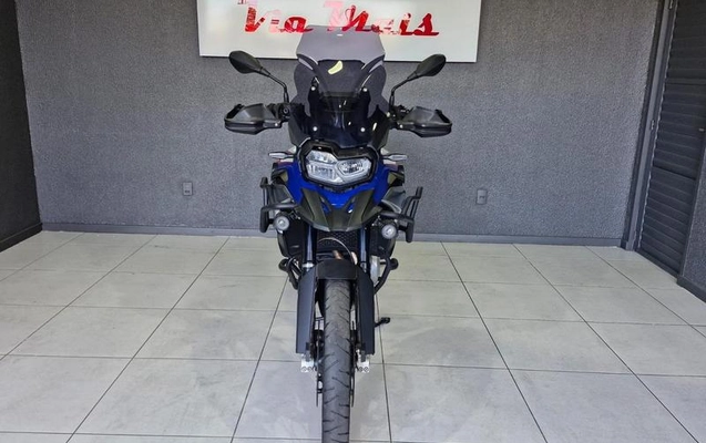 imagem-https://www.socarrao.com.br/sc-vehicle-images-prod/2702384/1788471803178-8288143_0_B_2e38337b13.jpeg