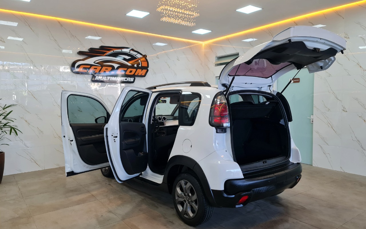 imagem-https://www.socarrao.com.br/sc-vehicle-images-prod/2703836/1784244117249-MTQuanBn.jpg