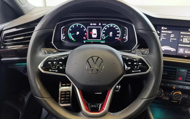 imagem-https://www.socarrao.com.br/sc-vehicle-images-prod/2706213/1792716915320-8288193_13_B_1f758997fd.jpeg