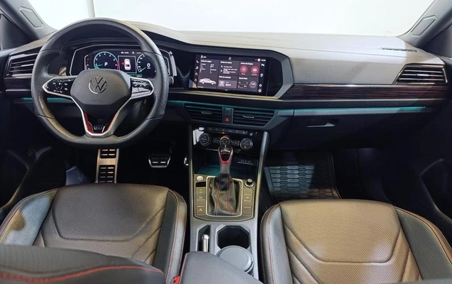 imagem-https://www.socarrao.com.br/sc-vehicle-images-prod/2706213/1792716915325-8288193_13_B_236408d4d8.jpeg