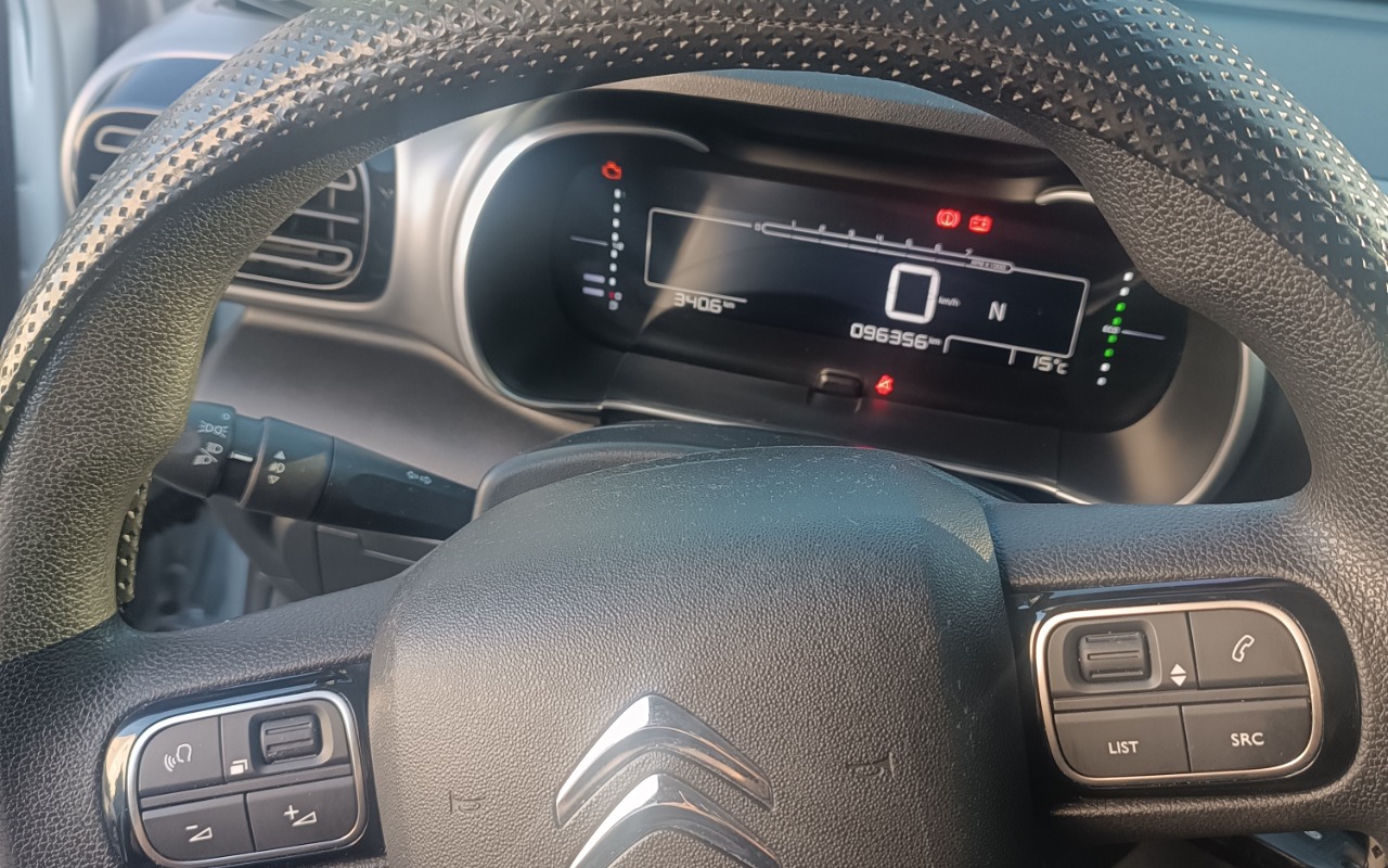 imagem-https://www.socarrao.com.br/sc-vehicle-images-prod/2715892/1790177973190-SU1HXzIwMjYwNzA5XzE1NDgzMi5qcGc.jpg