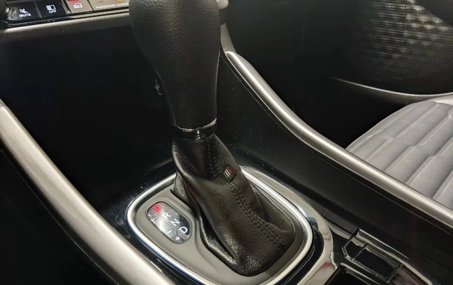 imagem-https://www.socarrao.com.br/sc-vehicle-images-prod/2716283/1784290388346-XN1CgXS06YEDgQvJOnX8qcbLSwuiR5T4.jpg
