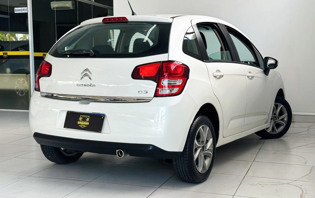 imagem-https://www.socarrao.com.br/sc-vehicle-images-prod/2716683/1786992873751-6d01e08b29144979bd53eea70a4356eb_1772199264700.jpg
