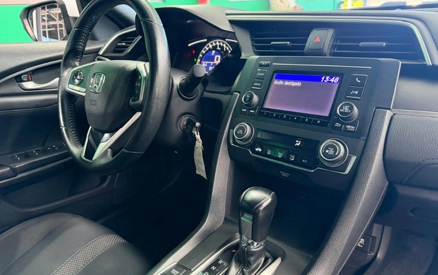 imagem-https://www.socarrao.com.br/sc-vehicle-images-prod/2716694/1789564002390-gb-d597092.jpeg