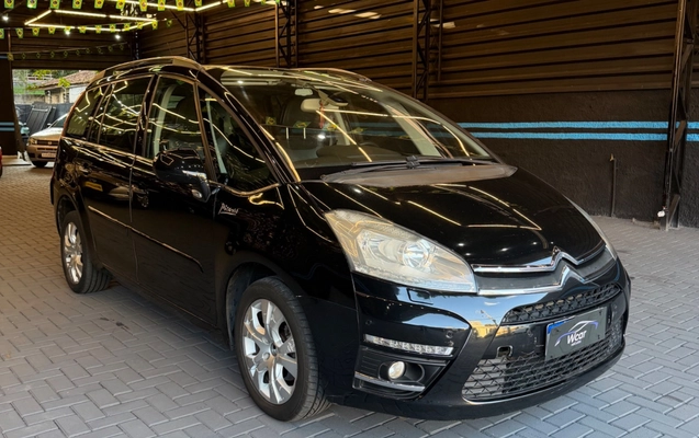 imagem-https://www.socarrao.com.br/sc-vehicle-images-prod/2716701/1784291790916-SU1HXzI0ODIuanBlZw.jpeg