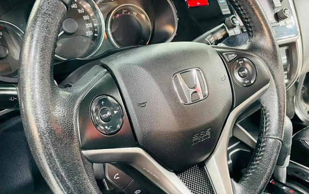 imagem-https://www.socarrao.com.br/sc-vehicle-images-prod/2716713/1784291972337-003_3ad07b213633b77d8f4fcf5b89ce23e5.jpeg