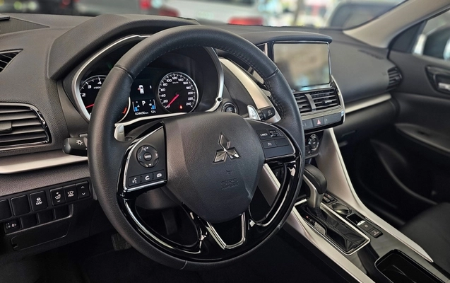 imagem-https://www.socarrao.com.br/sc-vehicle-images-prod/2716714/1789563033730-DsSKd71YpQK5v3goNigU3QQRZiOU9KQw.jpg