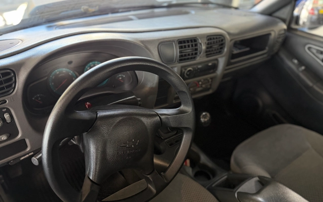 imagem-https://www.socarrao.com.br/sc-vehicle-images-prod/2716723/1784292015209-822944bf-58b2-4494-b901-fe42560a7cdc.jpg
