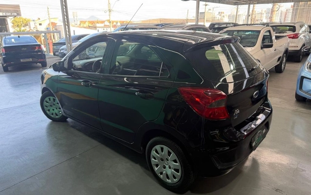 imagem-https://www.socarrao.com.br/sc-vehicle-images-prod/2716893/1788973714005-gb-193cf64.jpeg