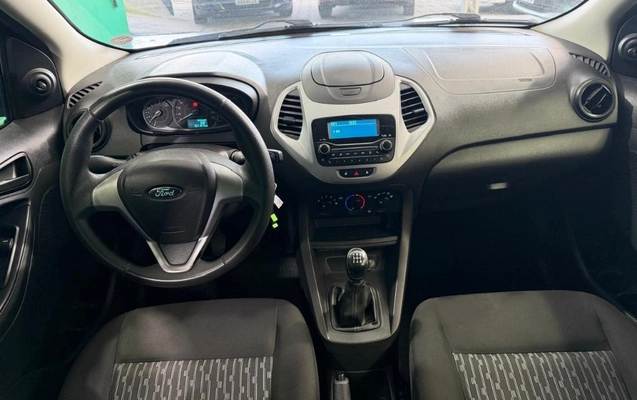 imagem-https://www.socarrao.com.br/sc-vehicle-images-prod/2716893/1788973714017-gb-cb437a0.jpeg