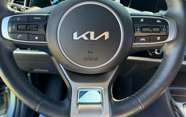 imagem-https://www.socarrao.com.br/sc-vehicle-images-prod/2716941/1789073153777-8280375_12_B_9a98ec57c1.jpeg