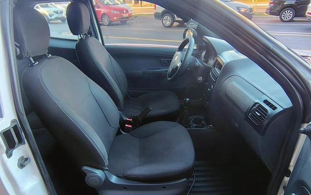 imagem-https://www.socarrao.com.br/sc-vehicle-images-prod/2716957/1787408335811-8288625_4_B_750b919431.jpeg