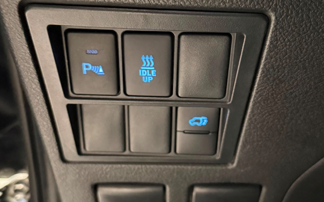 imagem-https://www.socarrao.com.br/sc-vehicle-images-prod/2717231/1784293949006-MzAyODA4OGItZTRjZi00ZjAzLTljOTEtY2RiMjRmMzZiYzY3LmpwZWc.jpeg