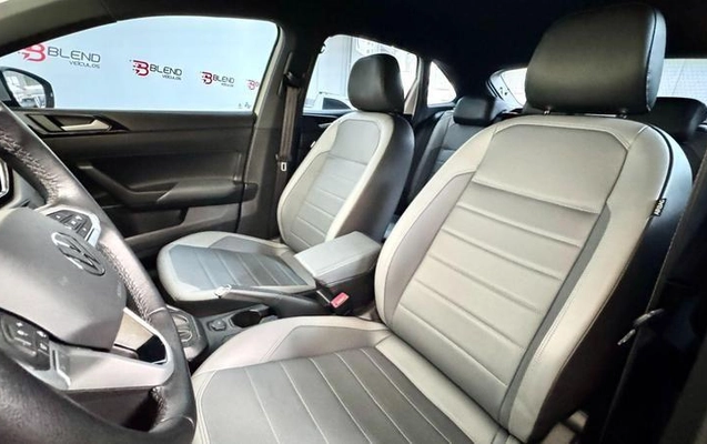 imagem-https://www.socarrao.com.br/sc-vehicle-images-prod/2717504/1789145726414-8168182_0_B_16a9cf8d5c.jpeg