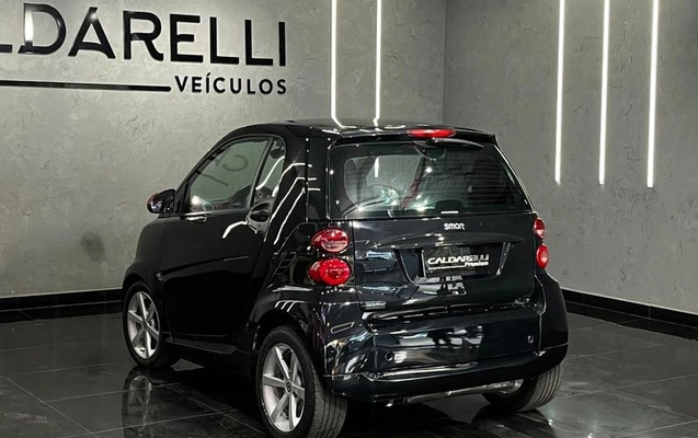 imagem-https://www.socarrao.com.br/sc-vehicle-images-prod/2717550/1788551697230-8288776_3_B_103ee60168.jpeg
