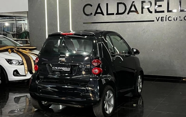 imagem-https://www.socarrao.com.br/sc-vehicle-images-prod/2717550/1788551697233-8288776_5_B_4c2a5008d5.jpeg