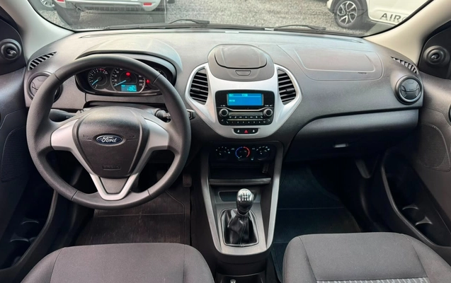 imagem-https://www.socarrao.com.br/sc-vehicle-images-prod/2717853/1784295227902-YzA0NTA1Y2EtYWEyZC00NTYyLWExNGYtYTE3NTFiNjQ5YWY0LmpwZWc.jpeg