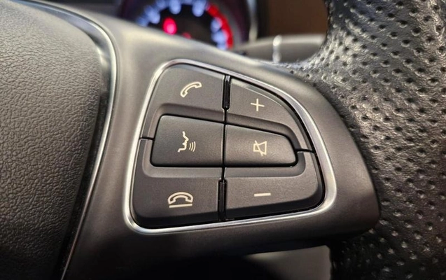imagem-https://www.socarrao.com.br/sc-vehicle-images-prod/2718679/1789649215458-8196109_3_B_5322dfef09.jpeg