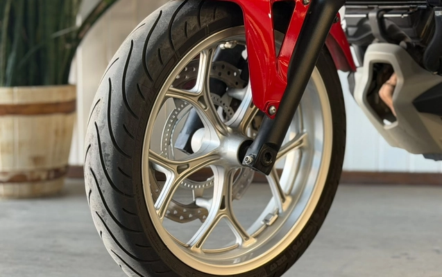 imagem-https://www.socarrao.com.br/sc-vehicle-images-prod/2718712/1784296696620-jguUJ8QCeK67EEPV2DTFYxdQAQZH9poS.jpg