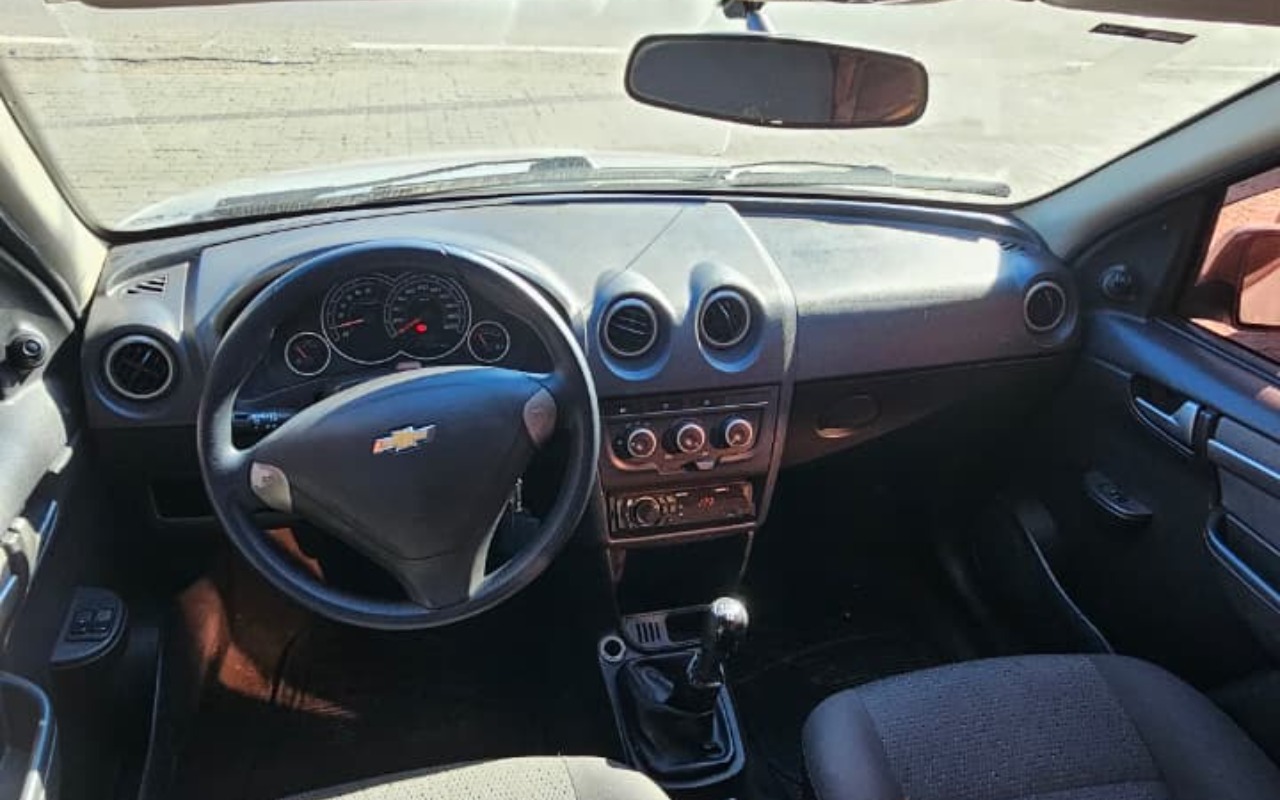 imagem-https://www.socarrao.com.br/sc-vehicle-images-prod/2718776/1784296837503-M2ExNDMzMGUtMDVmOC00NDQzLWFmNWYtZTNmMmMwY2NjM2FkLmpwZw.jpg