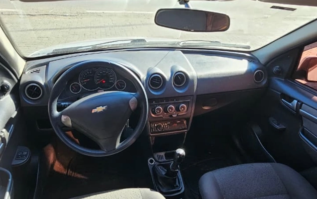imagem-https://www.socarrao.com.br/sc-vehicle-images-prod/2718776/1784296837503-M2ExNDMzMGUtMDVmOC00NDQzLWFmNWYtZTNmMmMwY2NjM2FkLmpwZw.jpg