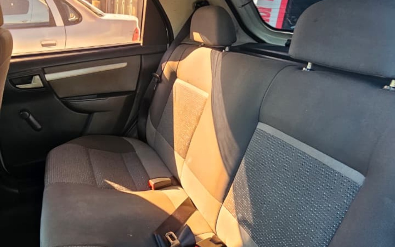 imagem-https://www.socarrao.com.br/sc-vehicle-images-prod/2718776/1784296838094-YjVhYzIwZjYtNmZkMi00YmVkLTkxY2ItNGIwMzViZDA5ZTlkLmpwZw.jpg