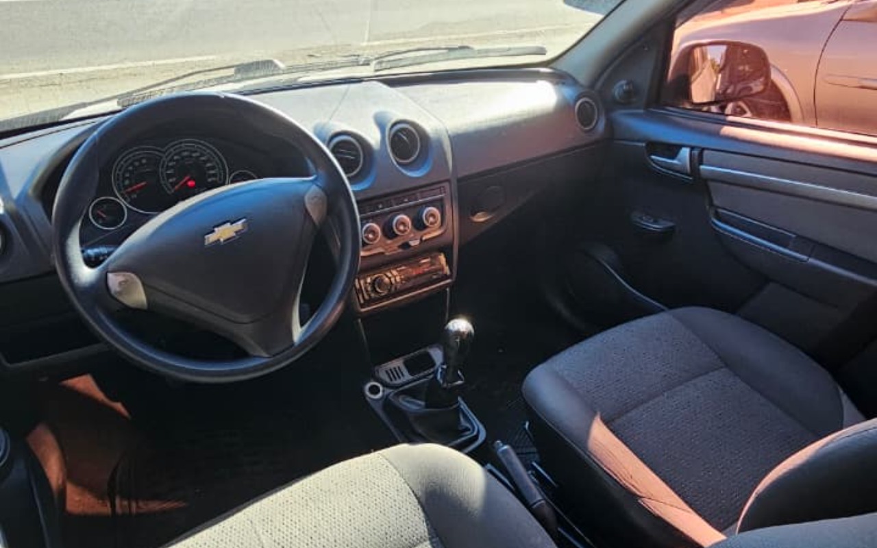 imagem-https://www.socarrao.com.br/sc-vehicle-images-prod/2718776/1784296838189-ZTNjYjBkYzQtYTMwYS00MGE2LWI0NjItNzliYzdiYmUxMGM5LmpwZw.jpg