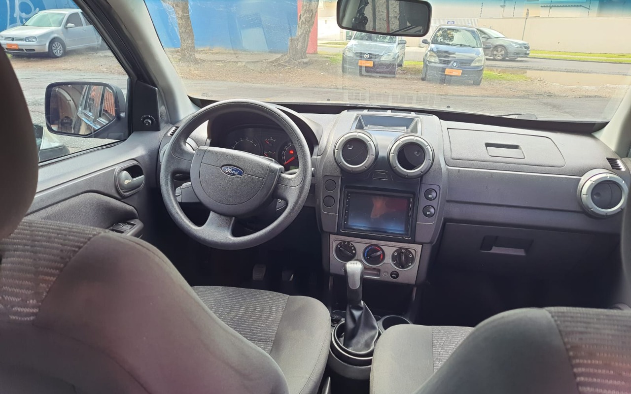 imagem-https://www.socarrao.com.br/sc-vehicle-images-prod/2718800/1784296888783-V2hhdHNBcHAgSW1hZ2UgMjAyNi0wNy0xNyBhdCAxMC41My4yMyAoMykuanBlZw.jpeg