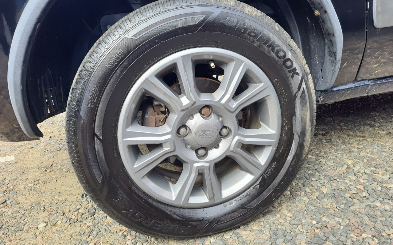 imagem-https://www.socarrao.com.br/sc-vehicle-images-prod/2718800/1784296889202-V2hhdHNBcHAgSW1hZ2UgMjAyNi0wNy0xNyBhdCAxMC41My4xOCAoMikuanBlZw.jpeg