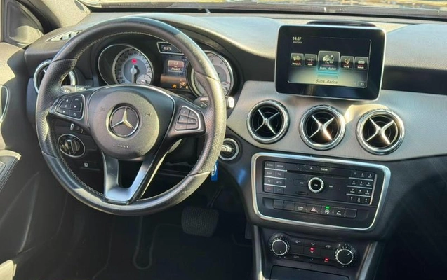 imagem-https://www.socarrao.com.br/sc-vehicle-images-prod/2718812/1789388508457-8270172_19_B_cc7a50b4da.jpeg