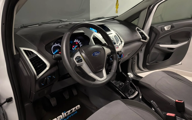 imagem-https://www.socarrao.com.br/sc-vehicle-images-prod/2719852/1784298739851-003_c5f22fa555e1734f41b4e0262c08f0f3.jpeg