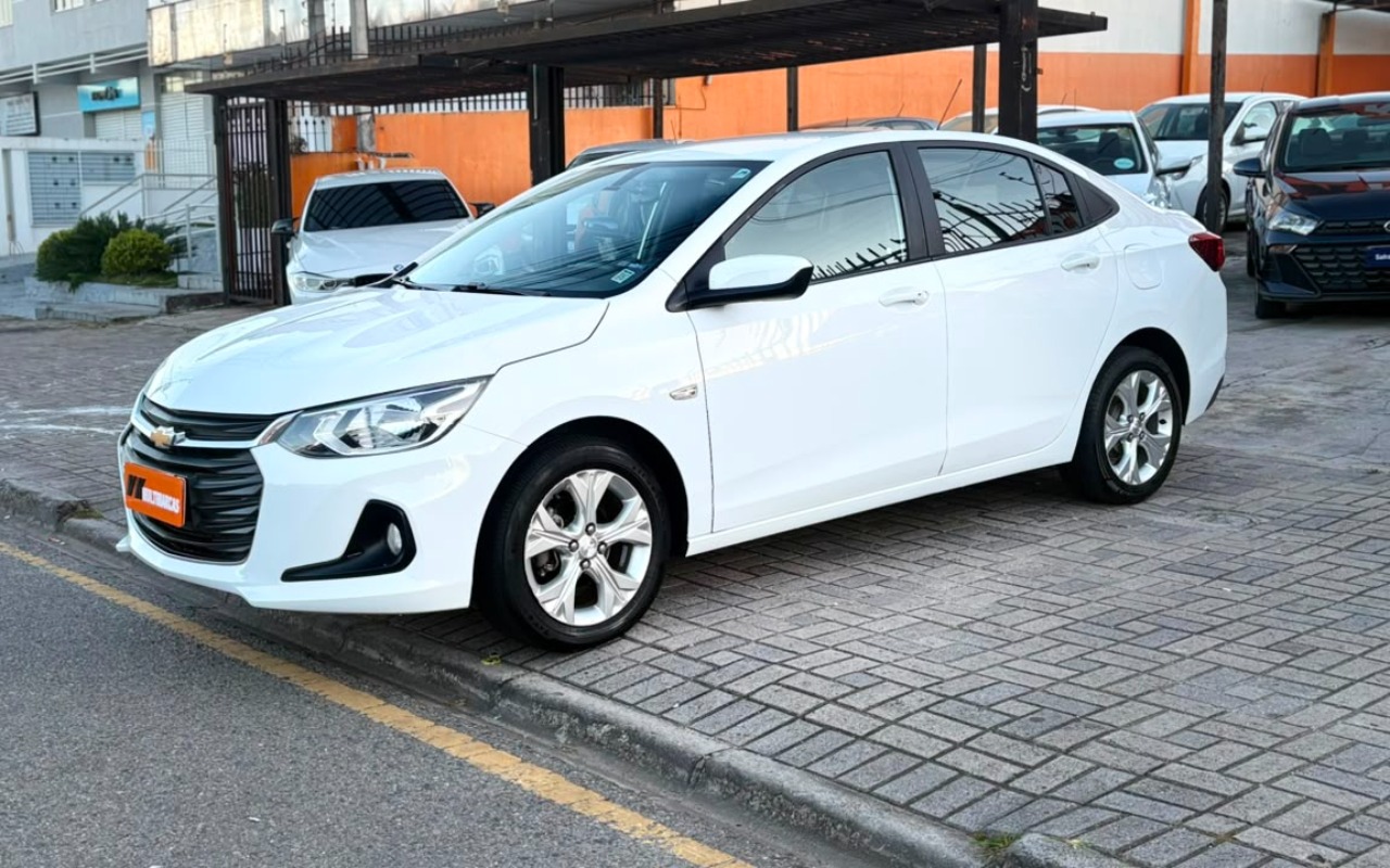 imagem-https://www.socarrao.com.br/sc-vehicle-images-prod/2720492/1784299937524-V2hhdHNBcHAgSW1hZ2UgMjAyNi0wNy0xNyBhdCAwOS4yNy41MyAoMSkuanBlZw.jpeg