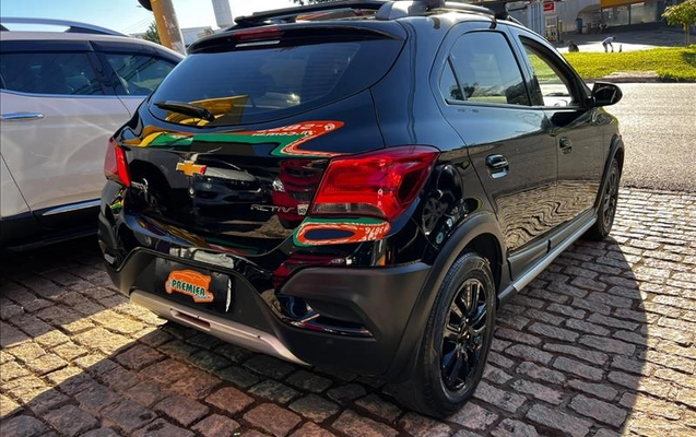 imagem-https://www.socarrao.com.br/sc-vehicle-images-prod/2720855/1784300652818-GDE-0486_04.jpg