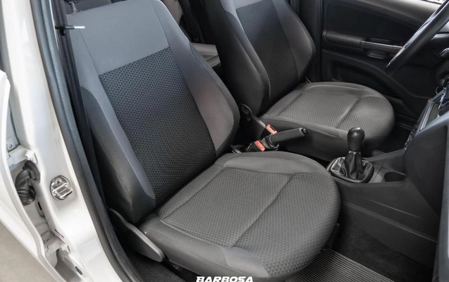 imagem-https://www.socarrao.com.br/sc-vehicle-images-prod/2721545/1789505662177-8263614_13_B_71aa51370a.jpeg