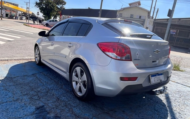imagem-https://www.socarrao.com.br/sc-vehicle-images-prod/2721672/1788961519329-5eeb81cc-6965-40d6-b9ba-9a65a8dce329.jpg