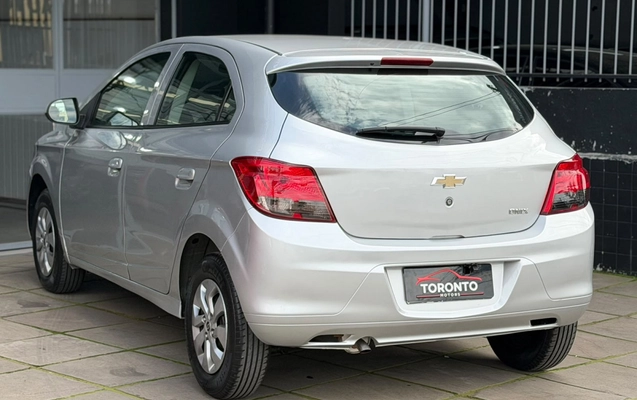 imagem-https://www.socarrao.com.br/sc-vehicle-images-prod/2722843/1784304780126-ZpdSF0c3XhK6t7d4MH826wdazdqdlVDp.jpg