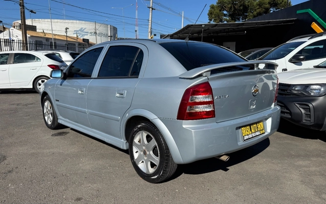 imagem-https://www.socarrao.com.br/sc-vehicle-images-prod/2722913/1784304869255-SU1HXzU2NjMuanBlZw.jpeg