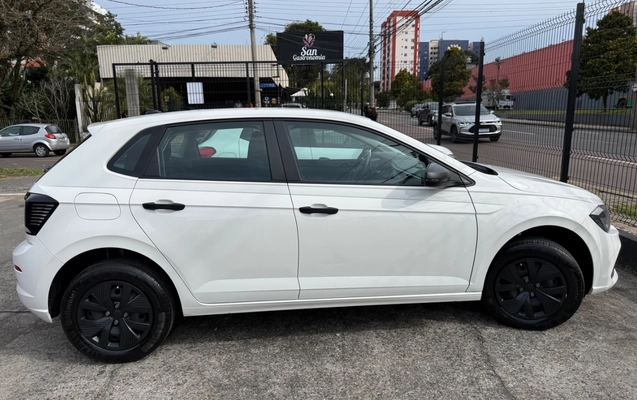 imagem-https://www.socarrao.com.br/sc-vehicle-images-prod/2723242/1784306240109-SU1HXzE2NzcuanBlZw.jpeg