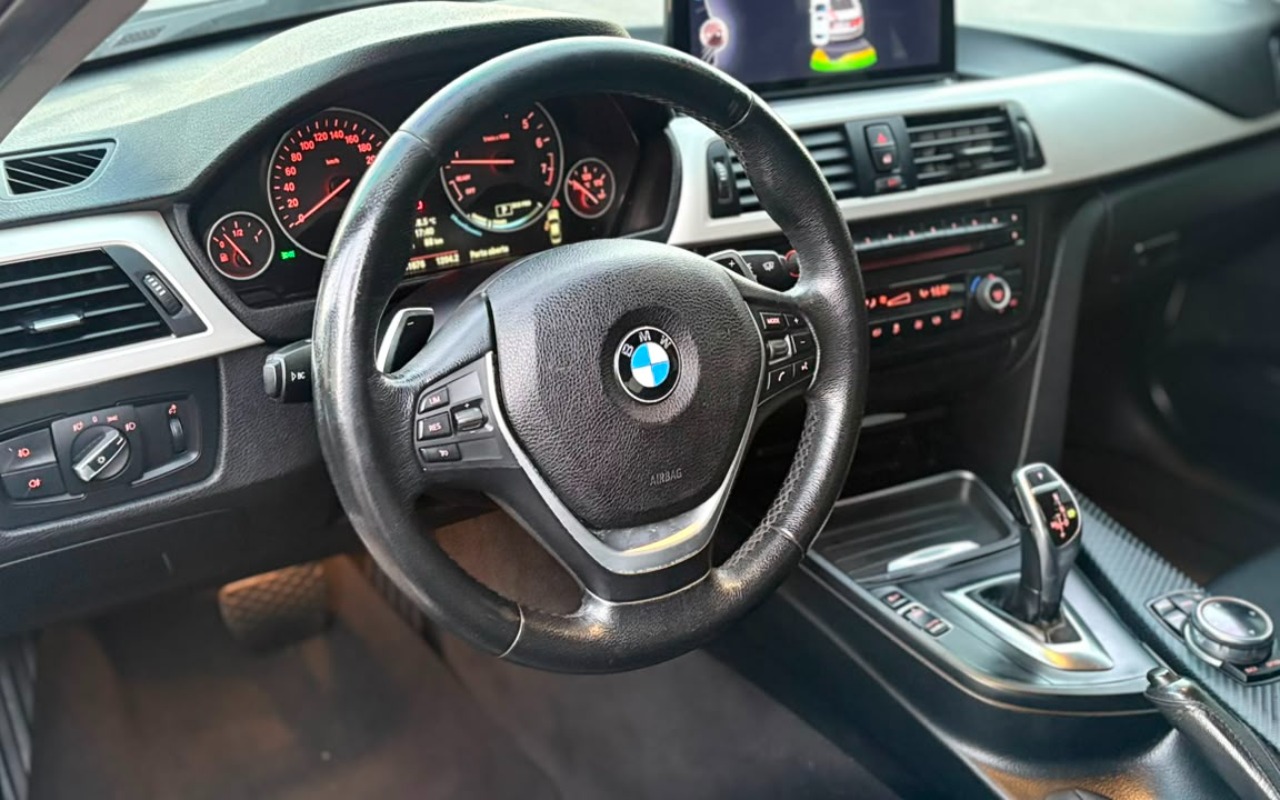 imagem-https://www.socarrao.com.br/sc-vehicle-images-prod/2723432/1784306612580-V2hhdHNBcHAgSW1hZ2UgMjAyNi0wNy0xNiBhdCAxOC4wNy4xNSAoNCkuanBlZw.jpeg
