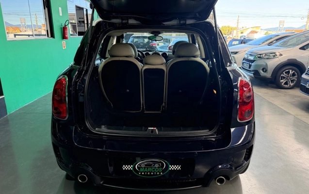 imagem-https://www.socarrao.com.br/sc-vehicle-images-prod/2723715/1789501241848-gb-0ed4f88.jpeg