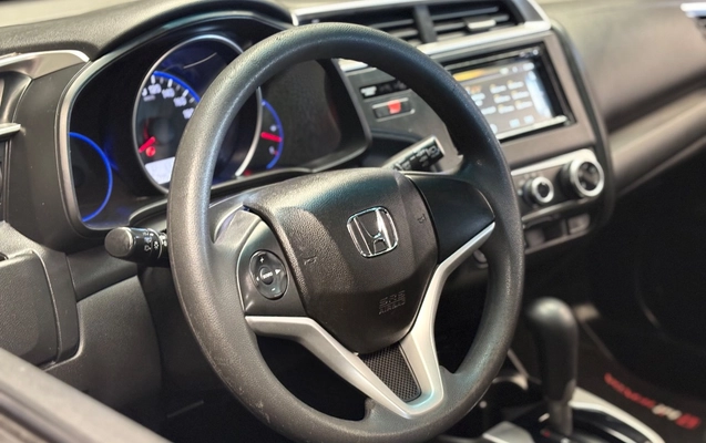 imagem-https://www.socarrao.com.br/sc-vehicle-images-prod/2724311/1789740202569-gb-2b9a57d.jpeg