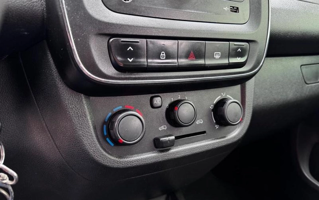 imagem-https://www.socarrao.com.br/sc-vehicle-images-prod/2724563/1789422405546-8272689_12_B_ef004e48d7.jpeg