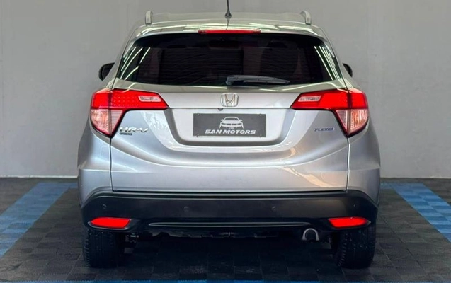 imagem-https://www.socarrao.com.br/sc-vehicle-images-prod/2724629/1789220008708-8290391_1_B_c181ccef75.jpeg