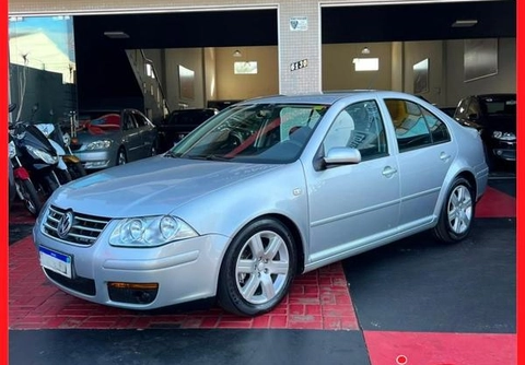 Volkswagen Bora 2009 Prata — foto 1 de 3